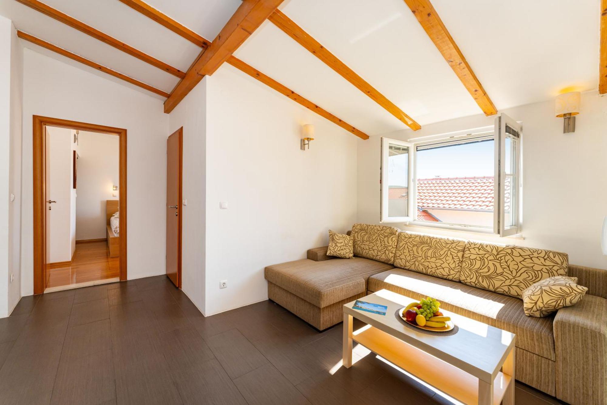 Apartmenthouse Ivana ベティナ エクステリア 写真